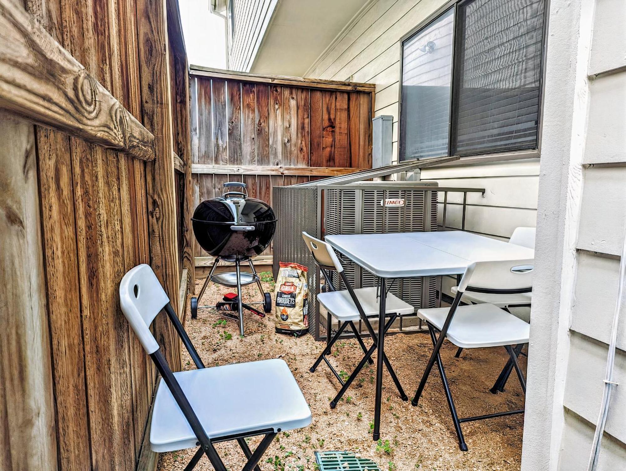 فيلا Houston Getaway By Downtown Pool Table Pets المظهر الخارجي الصورة